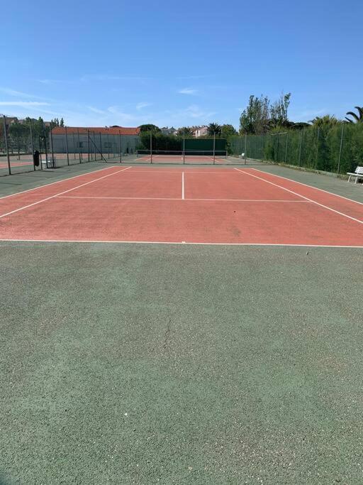 T2 Neuf + Bateau / Piscine Super Infrastructures Apartman Le Barcarès Kültér fotó